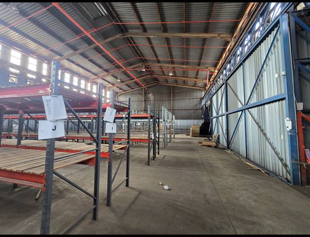 14,150M² FACTORY TO LET IN TUNNEY